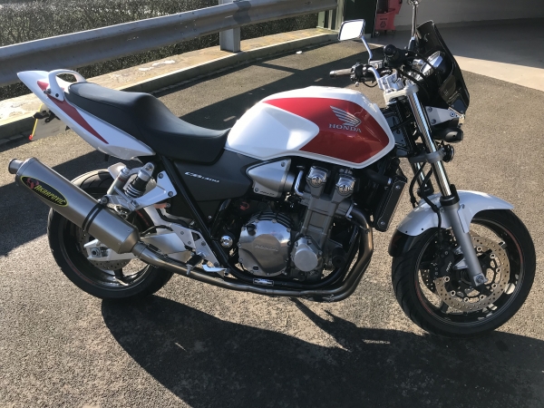 CB1300